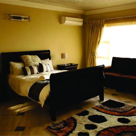 Falling Waters Guest House 마게이트 외부 사진